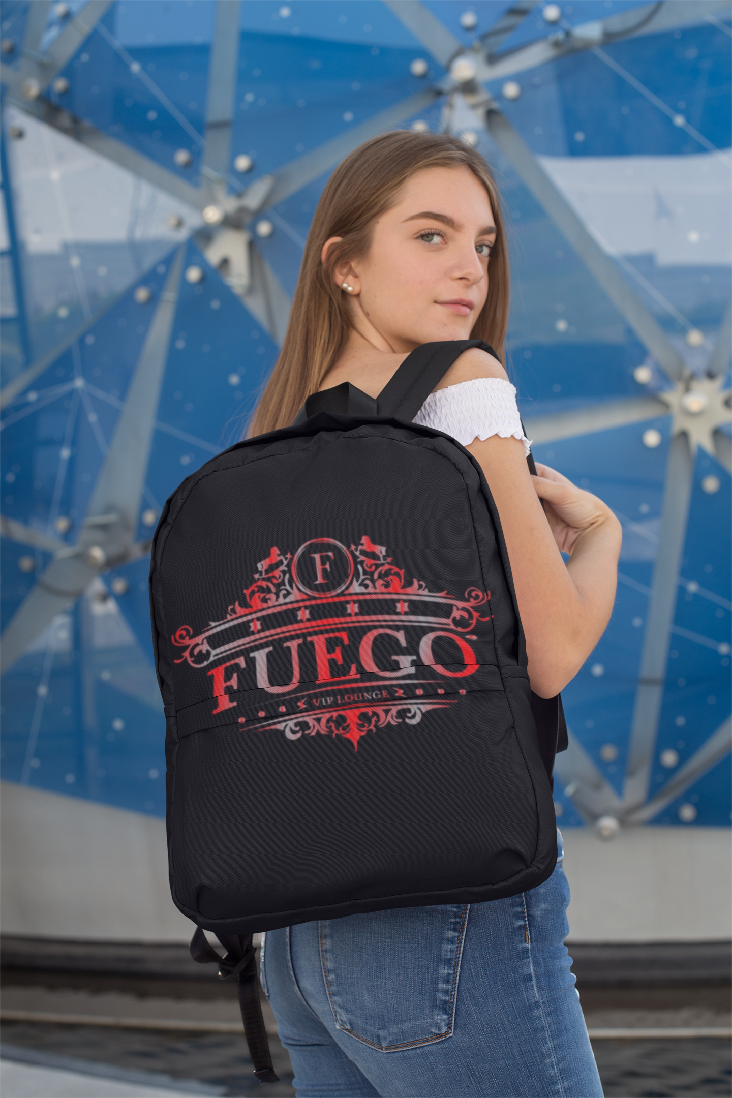 mockup-of-a-female-teenager-carrying-a-backpack-over-her-shoulder-27709.png